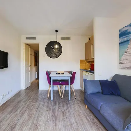 Apartment Lx102 T2 Balcon & Piscine - A 2 Pas Des Plages *